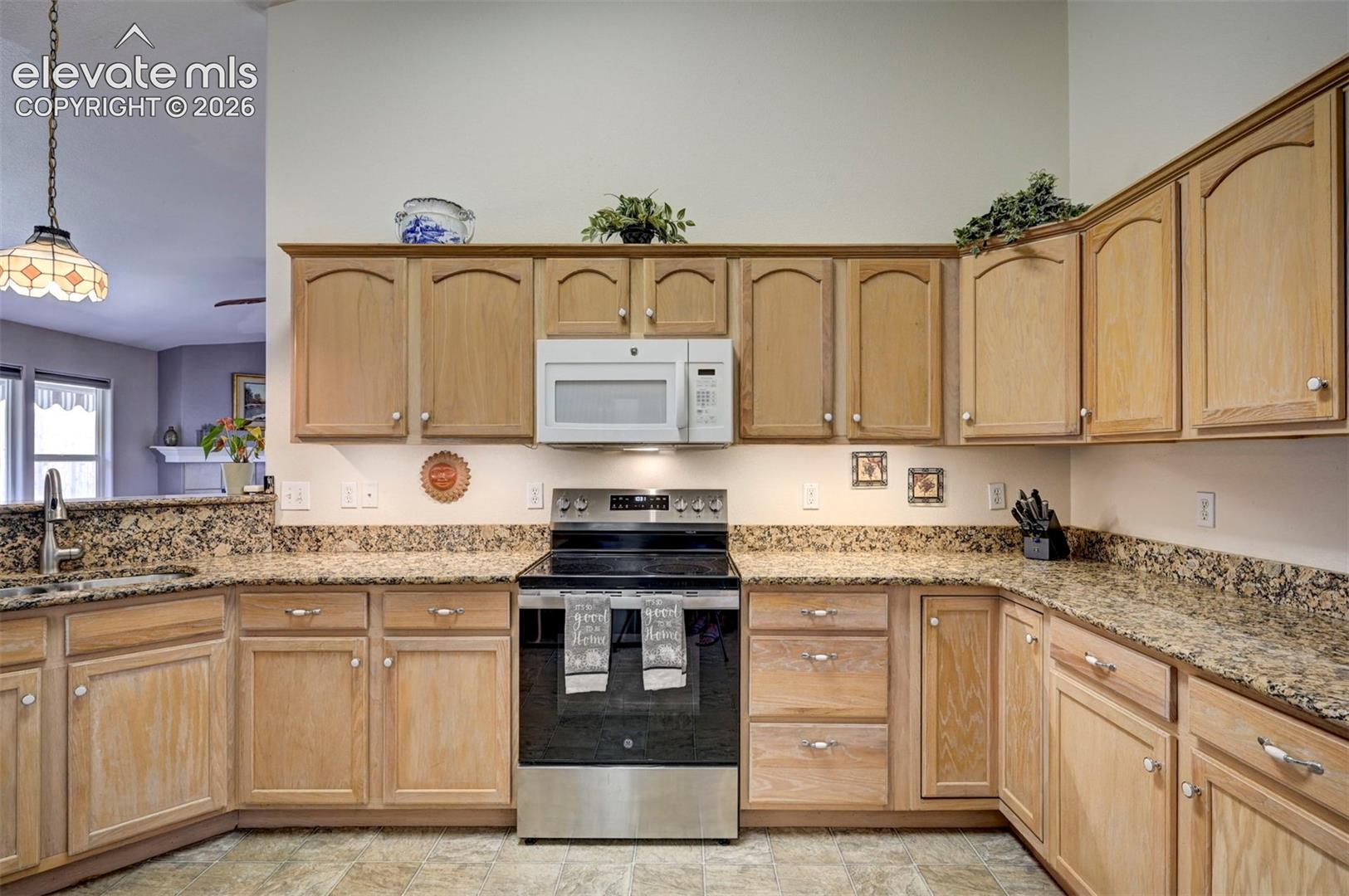 Photo 10 of 1442 W Costilla Street, Colorado Springs