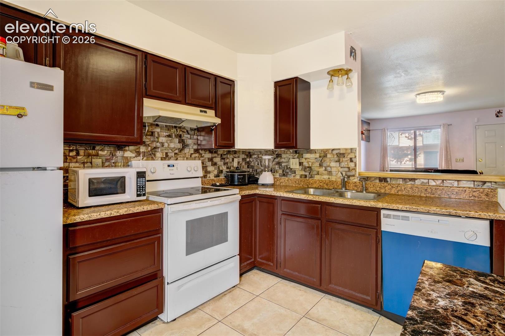 40 Murray Heights Dr, Colorado Springs, CO 80916