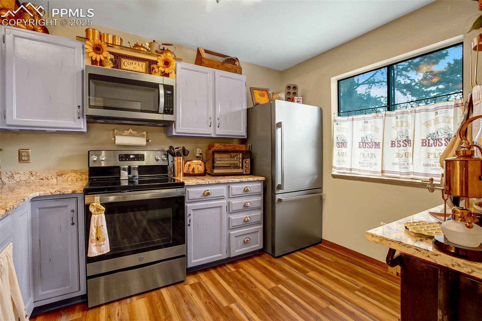 Photo 14 of 560 Manor Court #A, Woodland Park