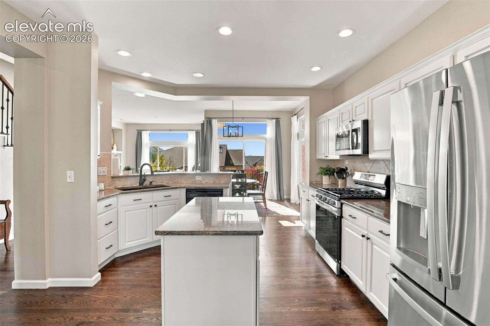 Photo 10 of 2112 Fieldcrest Drive, Colorado Springs