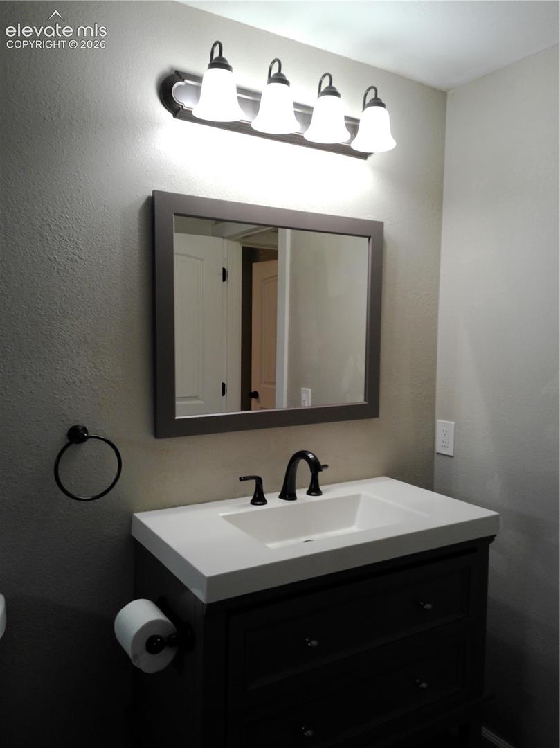 Photo 16 of 618 W Brookside Street, Colorado Springs