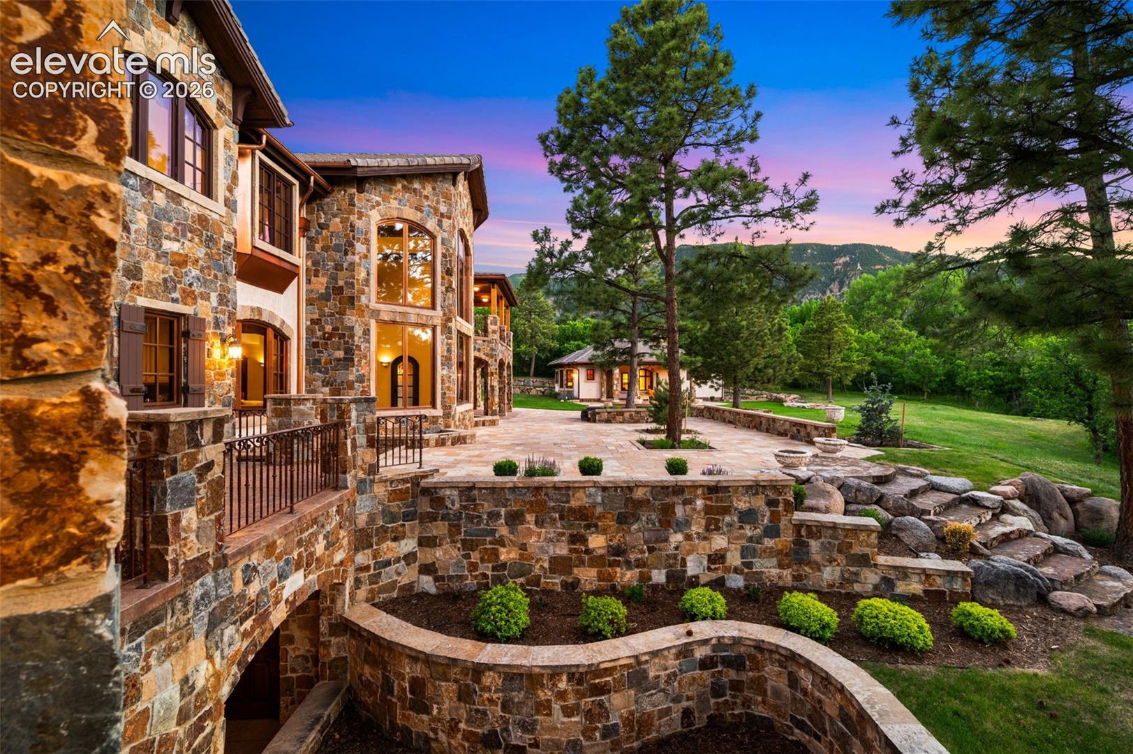 Photo 40 of 22 Crossland Road, Colorado Springs