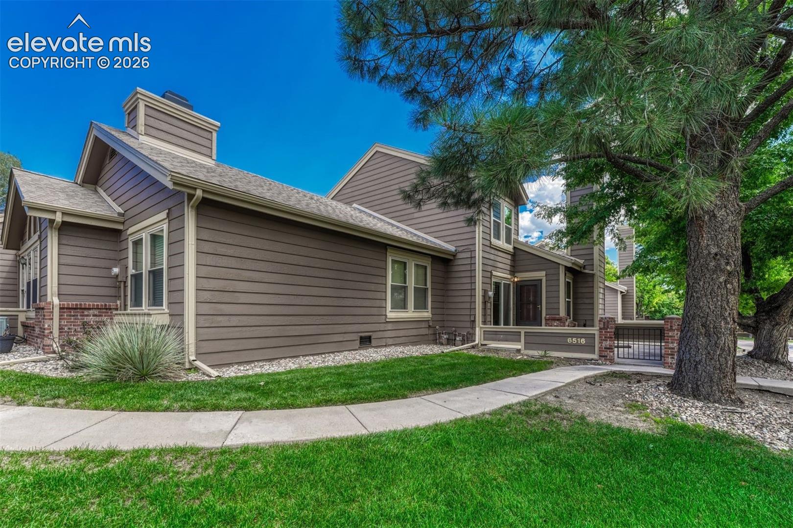 Photo 11 of 6516 Foxdale Circle, Colorado Springs