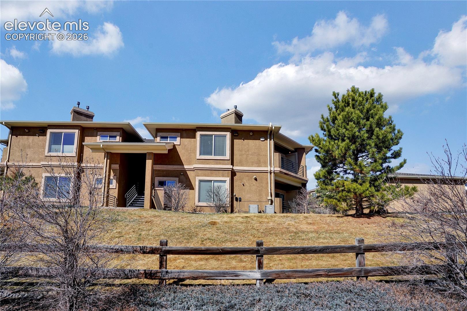 Welcome to Saddleback Ridge Condos in Colorado Springs!