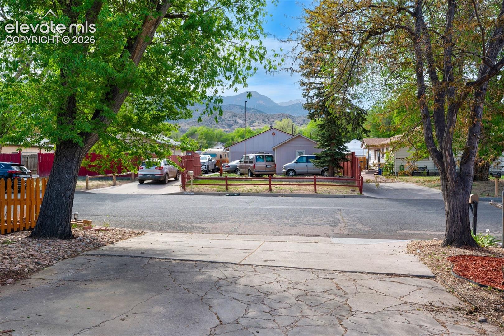 1027 Arch St, Colorado Springs, CO 80904