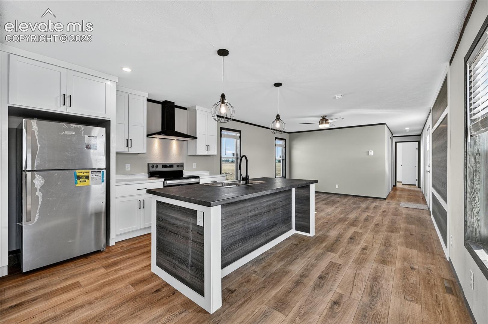 Photos Of Model Home. Actual Home May Have A Reverse Floorplan.