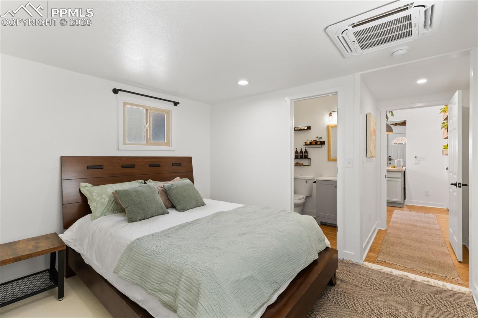 Photo 10 of 708 Sahwatch Street, Colorado Springs