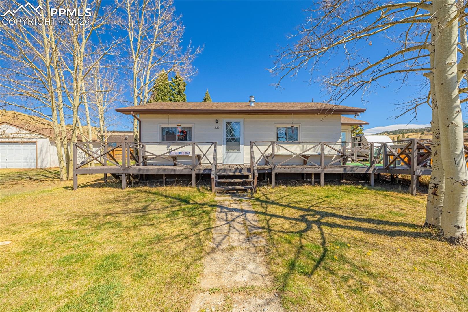223 Golden Ave, Cripple Creek, CO 80813