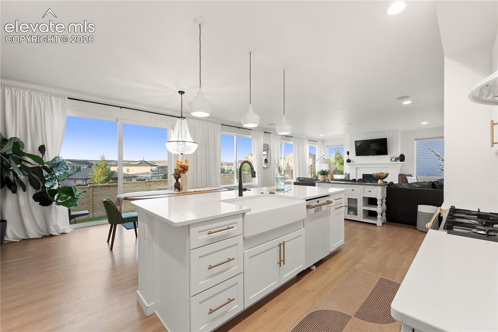 Photo 10 of 6538 Cumbre Vista Way, Colorado Springs