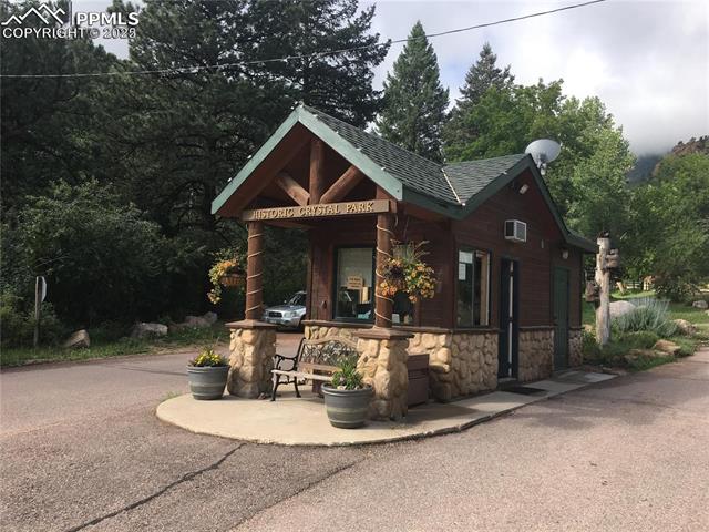 357 Big Horn Rd, Manitou Springs, CO 80829