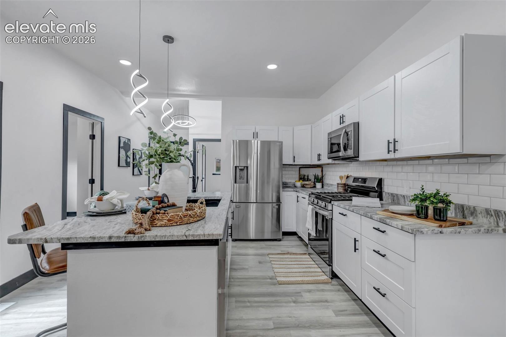 908 E Cimarron St, Colorado Springs, CO 80903