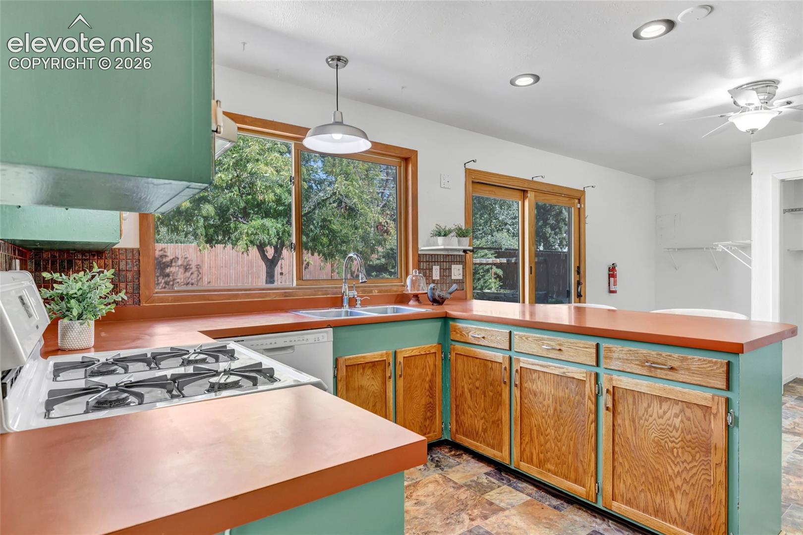 Photo 15 of 1604 Westmoreland Road, Colorado Springs