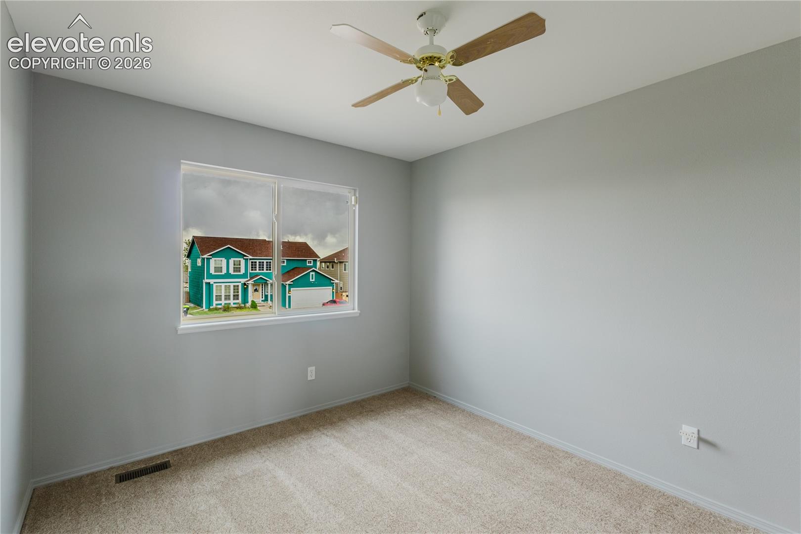 Upstairs bedroom 3