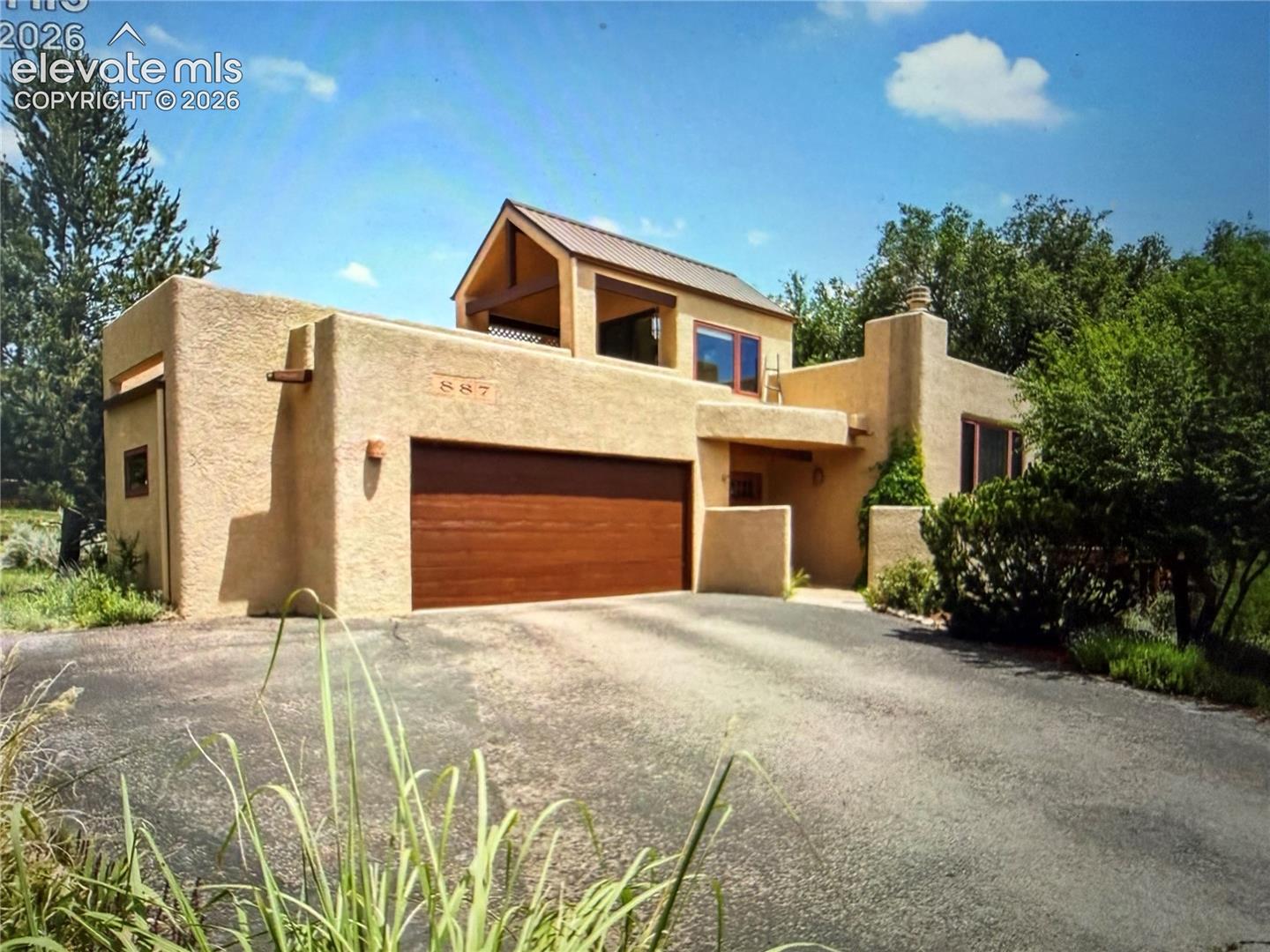 887 Oxford Ln, Colorado Springs, CO 80905