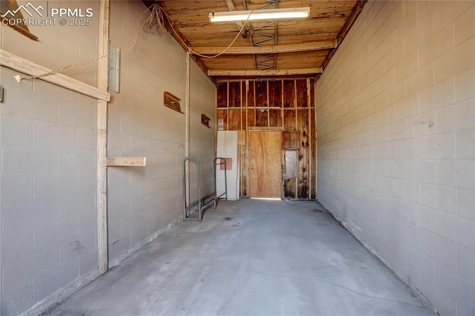 Additional storage room