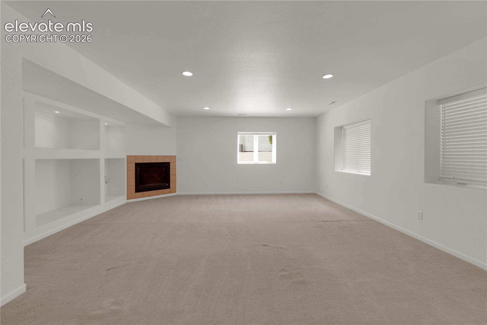 Large family/rec room