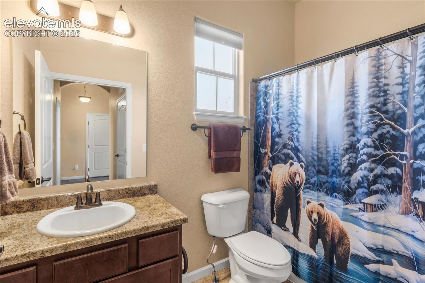 Main floor Bath with shower/ bathtub combo