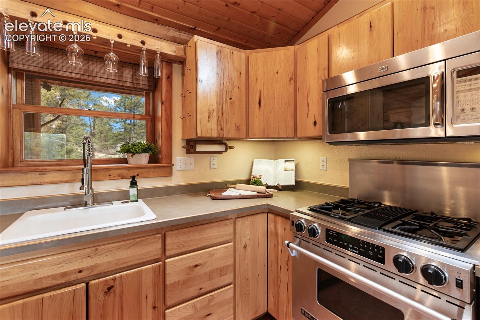 Photo 12 of 918 Douglas Fir Drive, Woodland Park