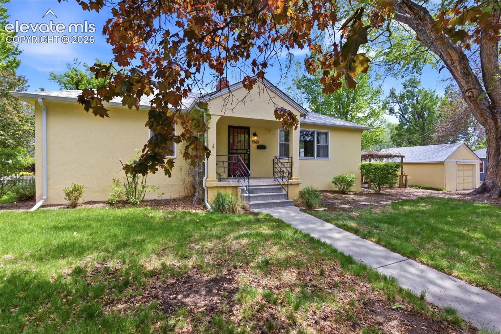 1347 Prospect St, Colorado Springs, CO 80903