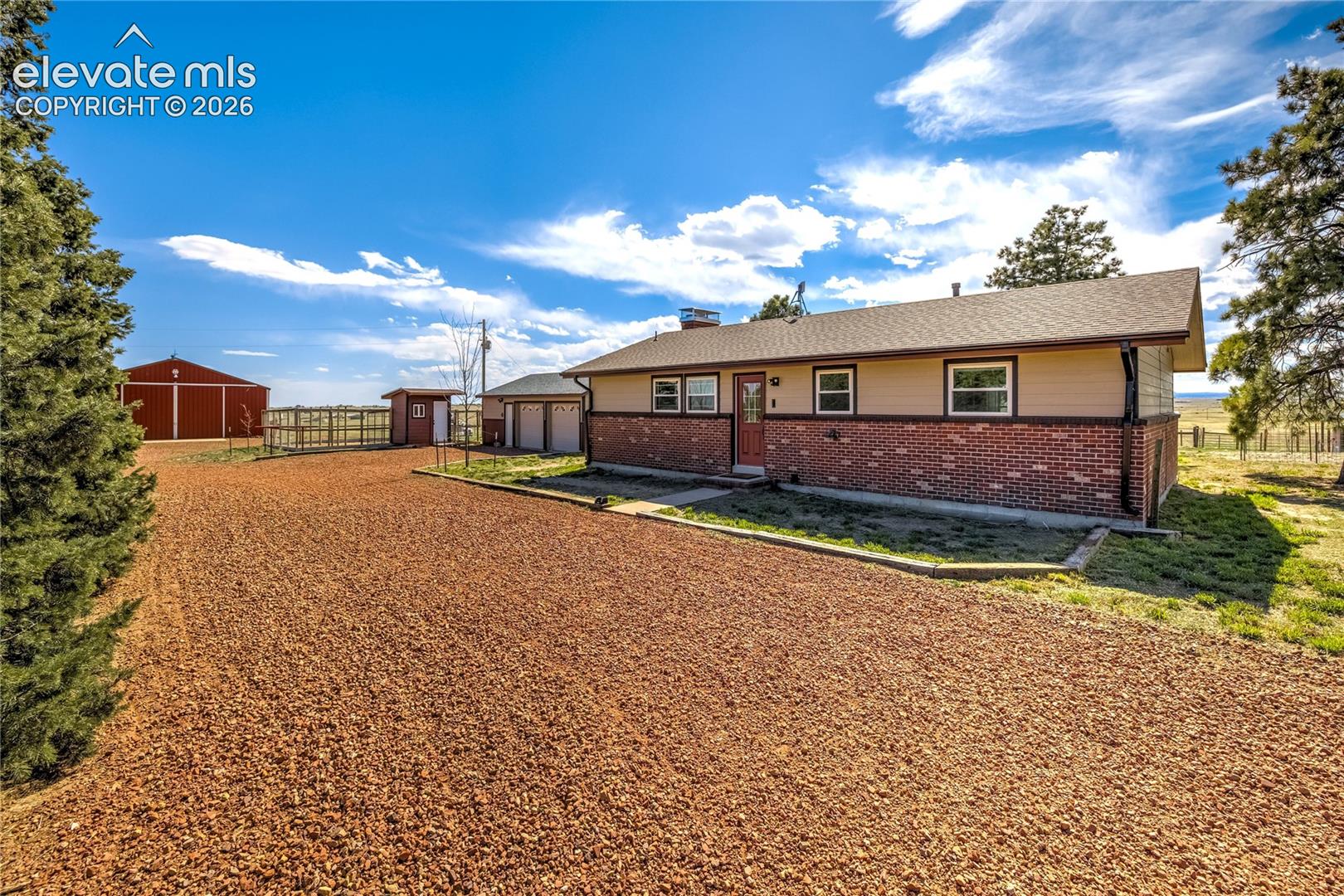 Photo 11 of 21295 E Highway 24, Peyton
