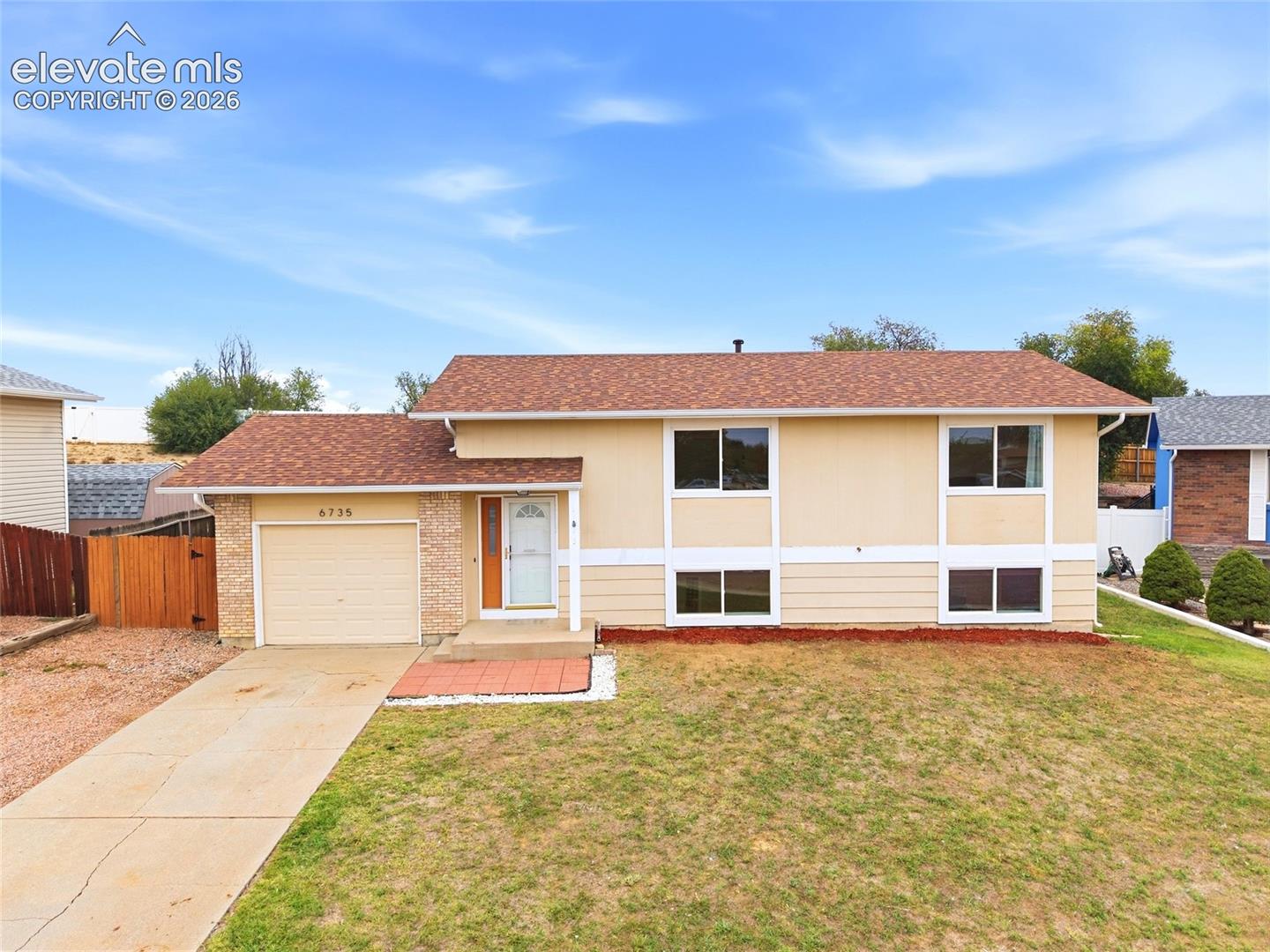 Photo 2 of 6735 Blue River Way, Colorado Springs