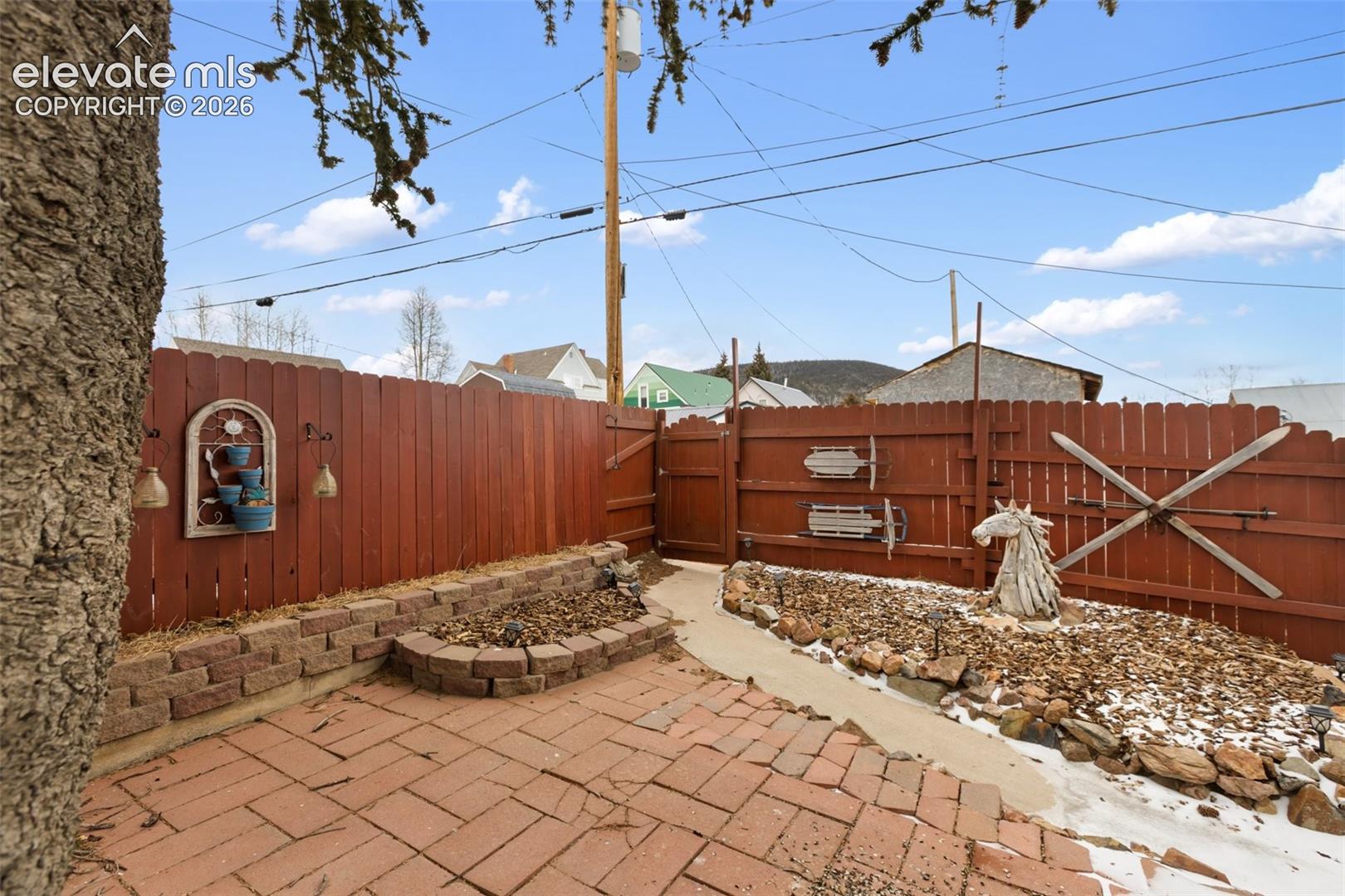 211 Spicer Ave, Victor, CO 80860