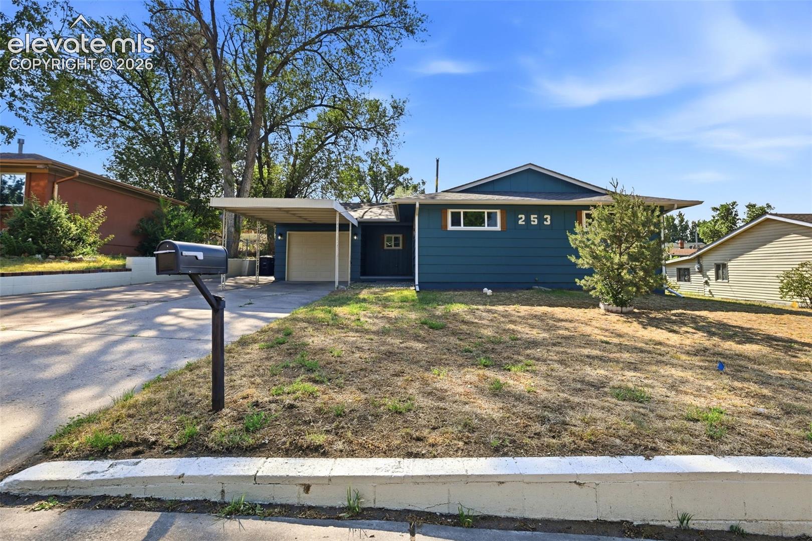 253 Everett Dr, Colorado Springs, CO 80911