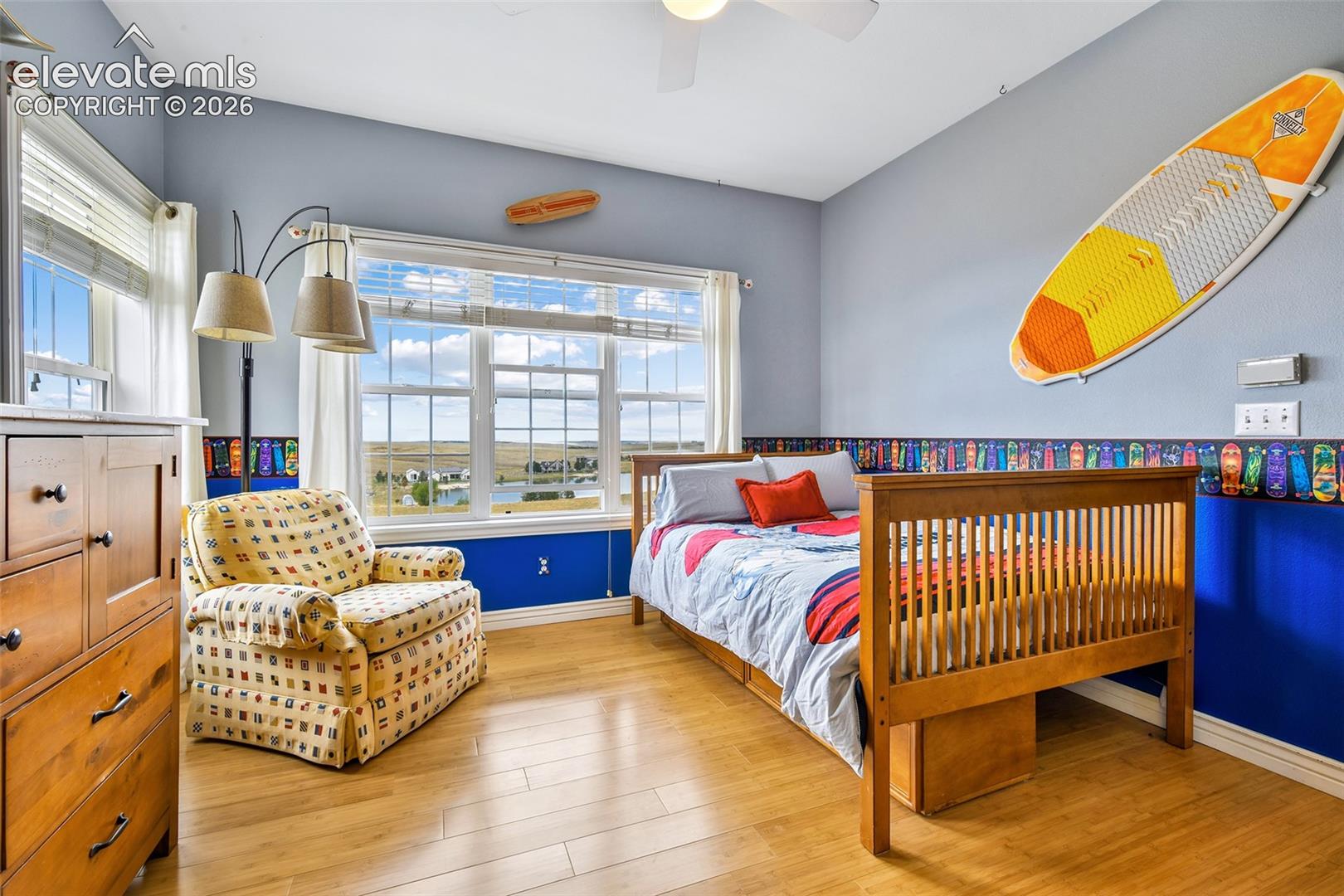 Third upper bedroom with Lake views!