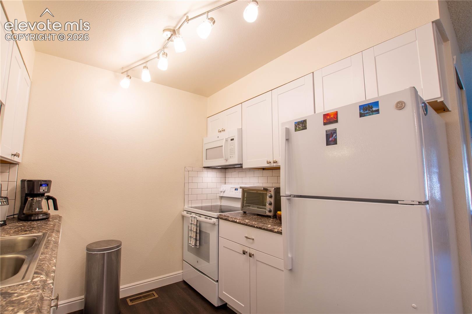 Photo 10 of 380 Paradise Circle #C6, Woodland Park