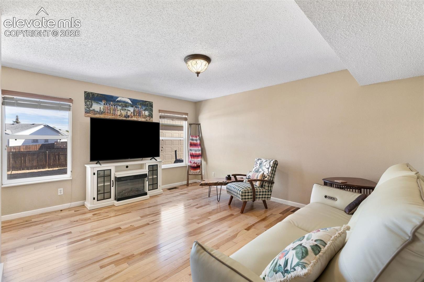 Photo 9 of 1150 Pipestone Court, Colorado Springs