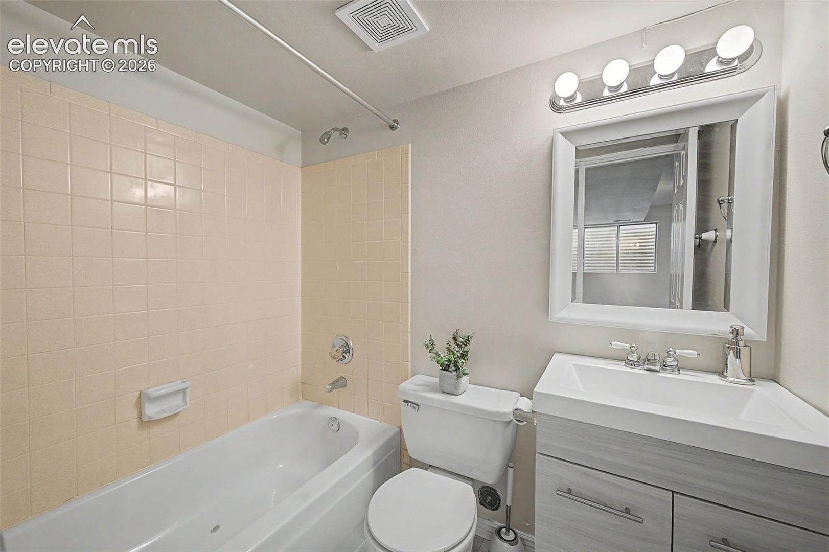 Photo 18 of 3760 Catalpa Drive, Colorado Springs