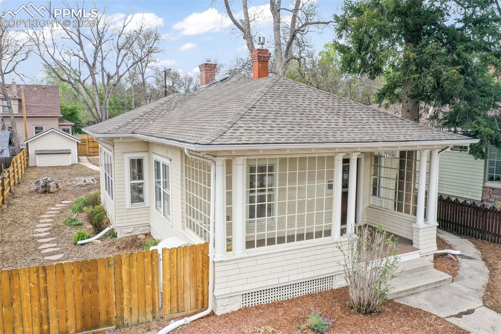 1208 Corona St, Colorado Springs, CO 80903