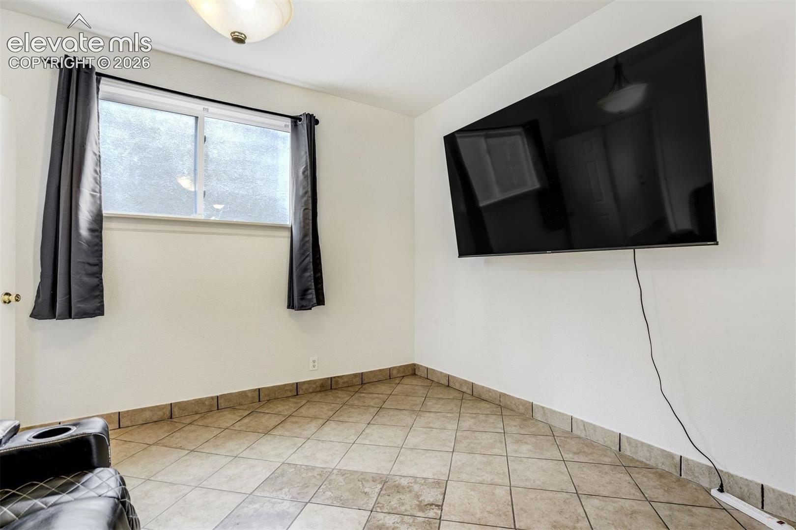 Photo 6 of 3415 Bridgewood Lane, Colorado Springs
