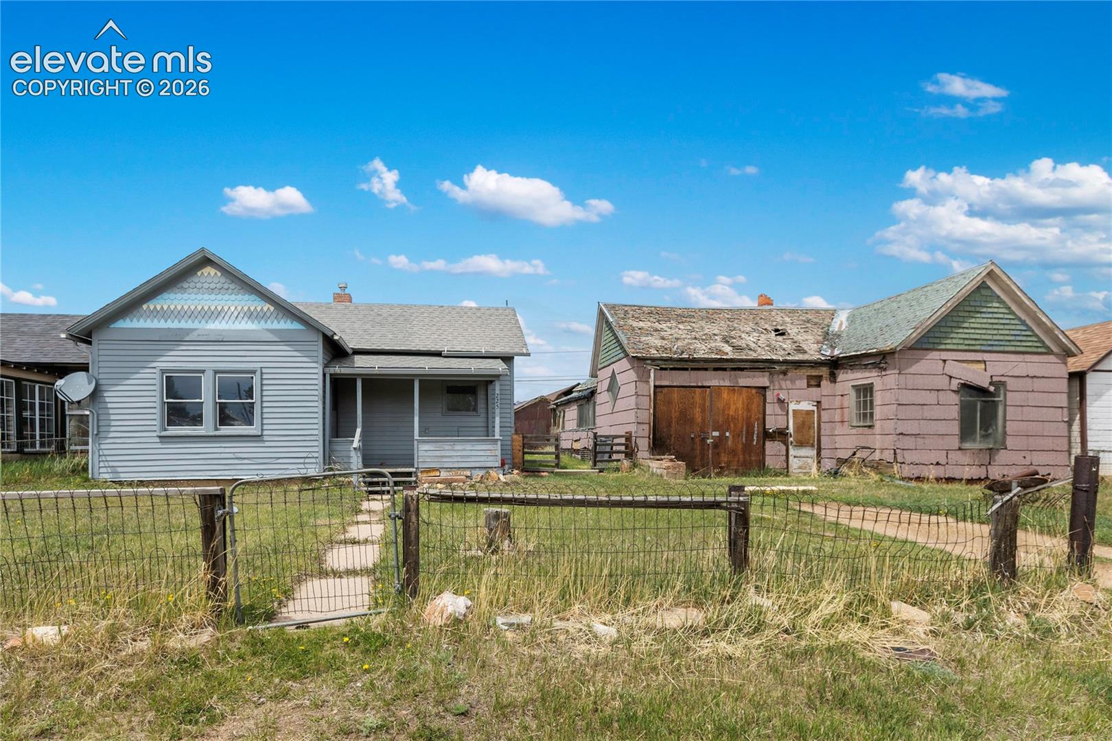 225 Eaton Ave, Cripple Creek, CO 80813