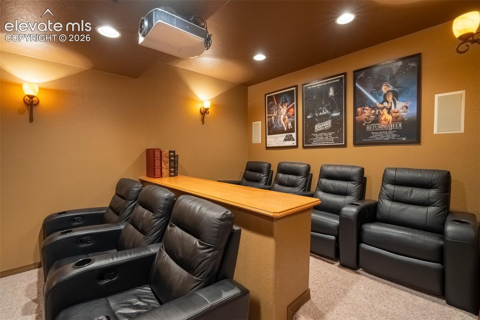 MOVIE ROOM