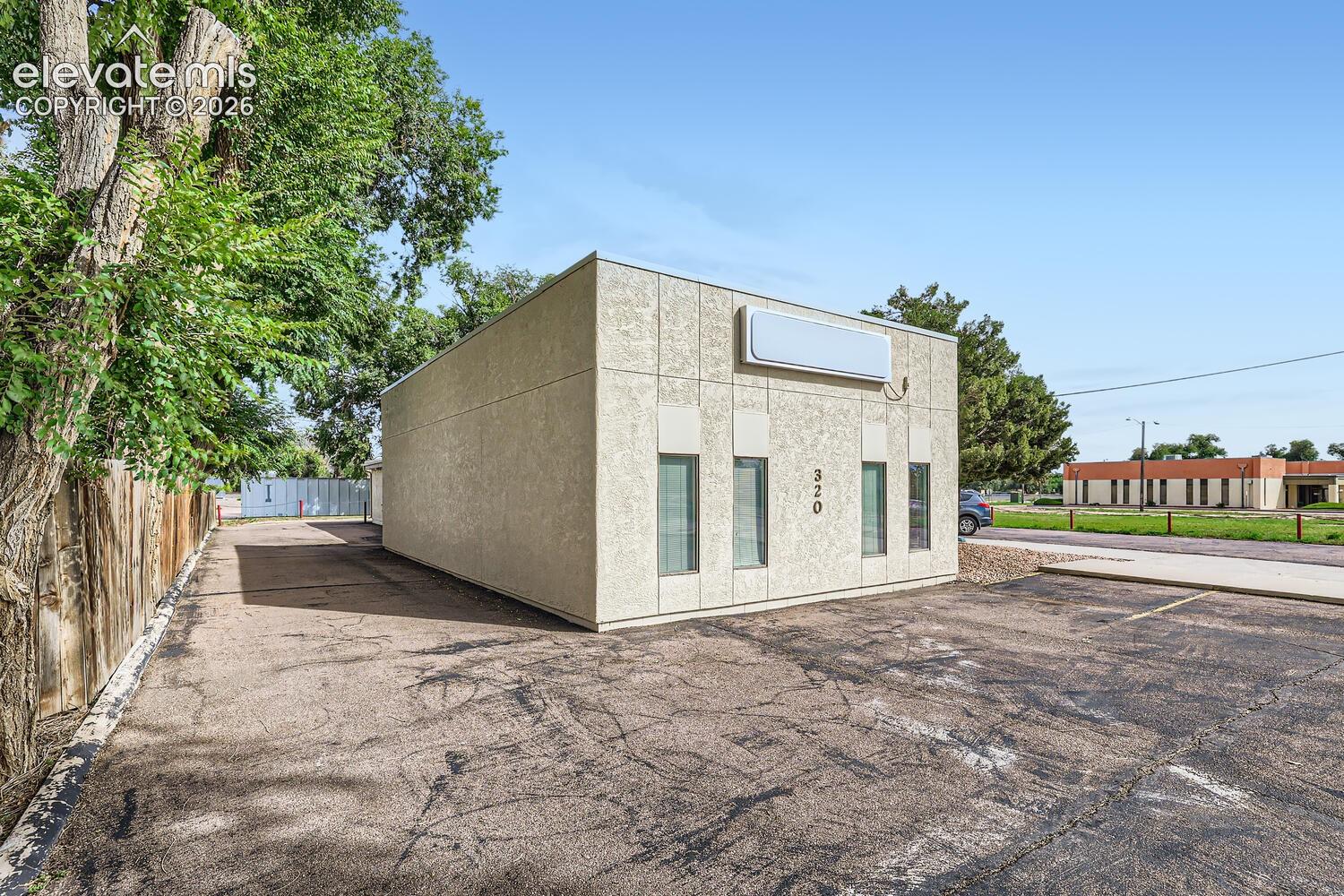 Photo 8 of 320 S Santa Fe Avenue, Fountain