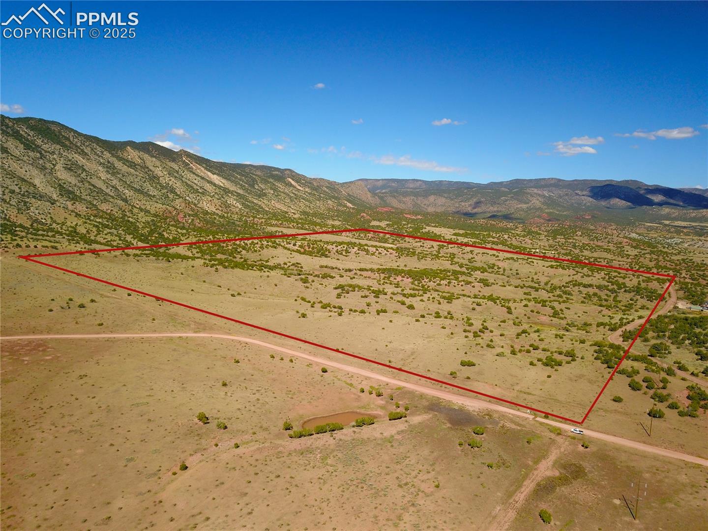 Property Lines are Approximate and not a survey