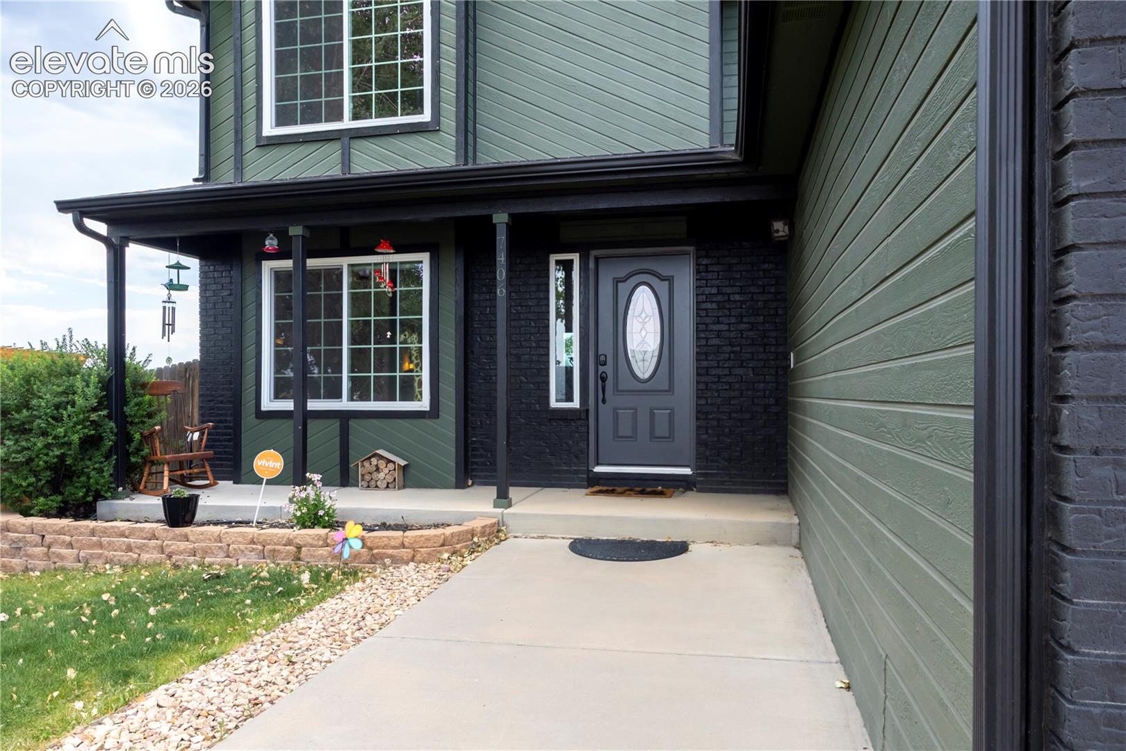 7406 Waterside Dr, Colorado Springs, CO 80925