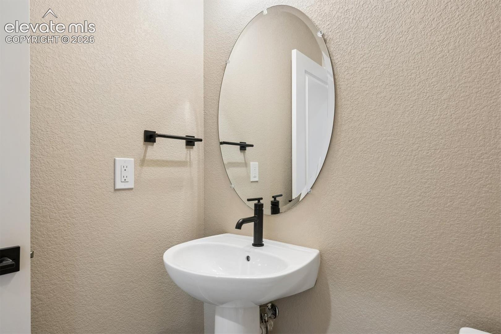 Photo 16 of 7931 Grey Bark Way, Colorado Springs