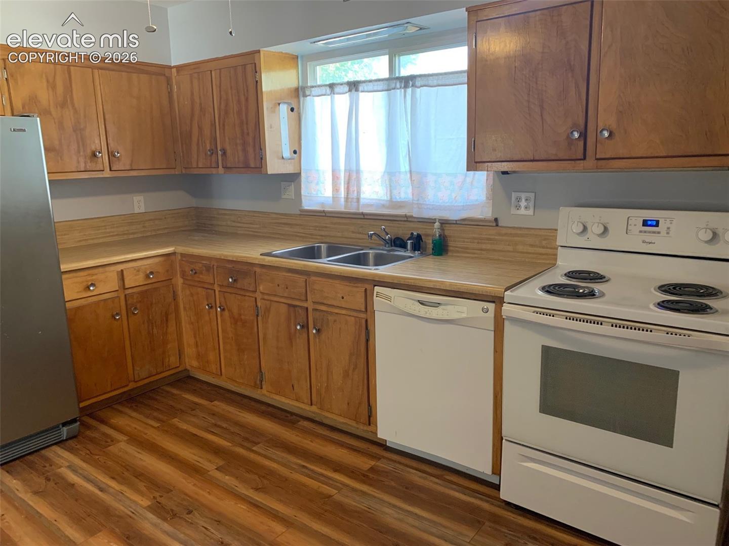 Kitchen Upper Unit