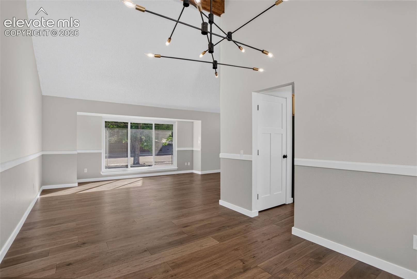 Formal Dining
