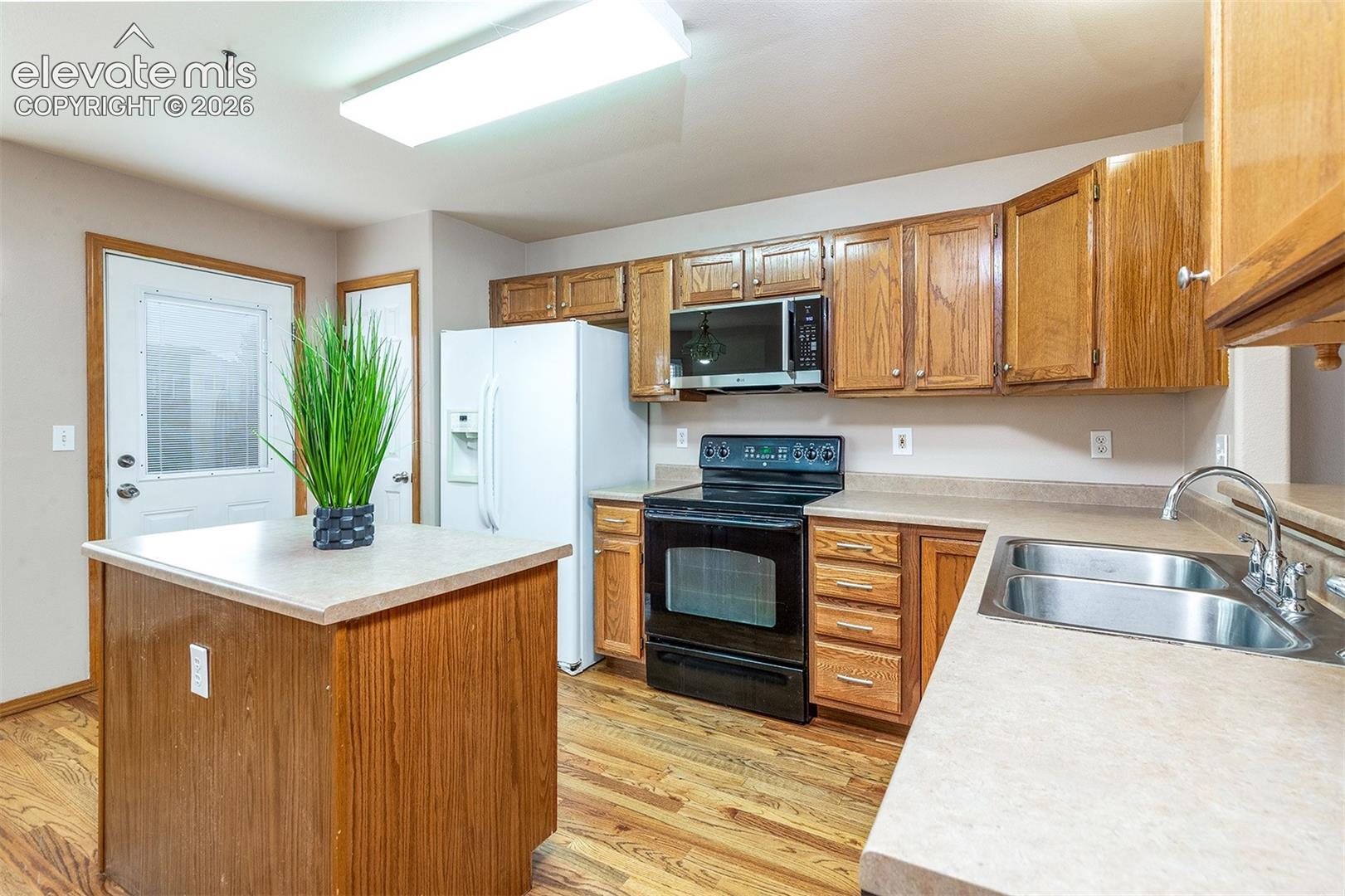 Photo 7 of 7027 Big Timber Drive, Colorado Springs