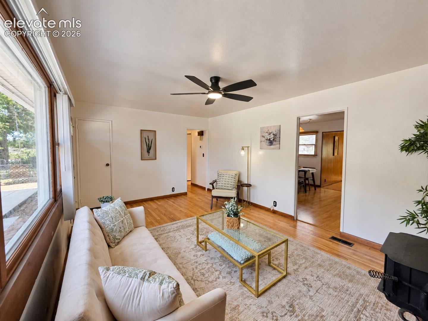 Easy Access to Kitchen