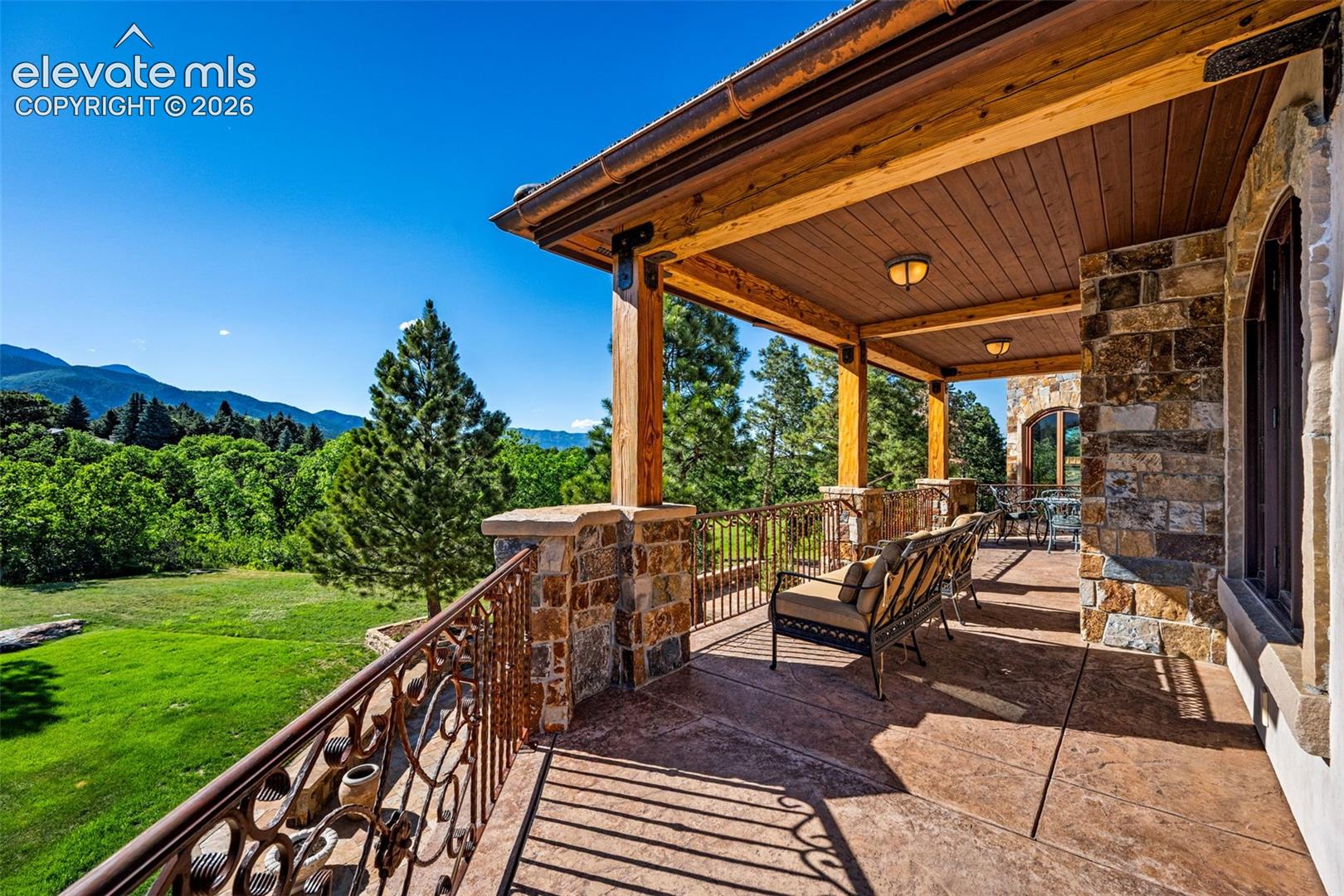 Photo 24 of 22 Crossland Road, Colorado Springs