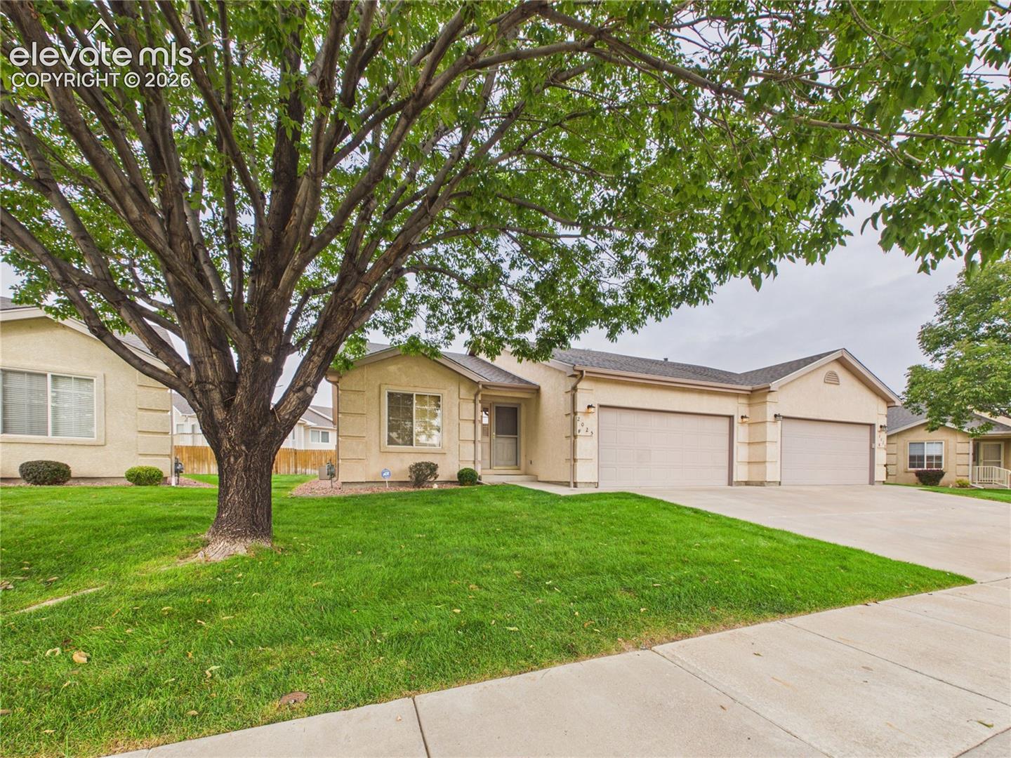 Photo 25 of 2025 Kingsroyal Boulevard #F, Pueblo