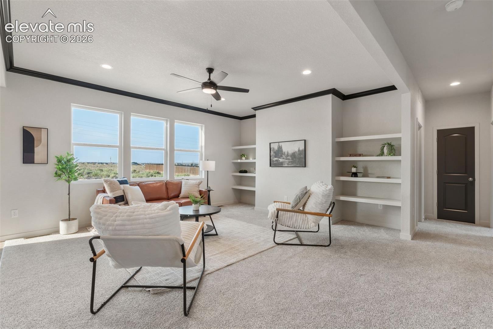 Photo 9 of 943 E Moonbeam Drive, Pueblo West