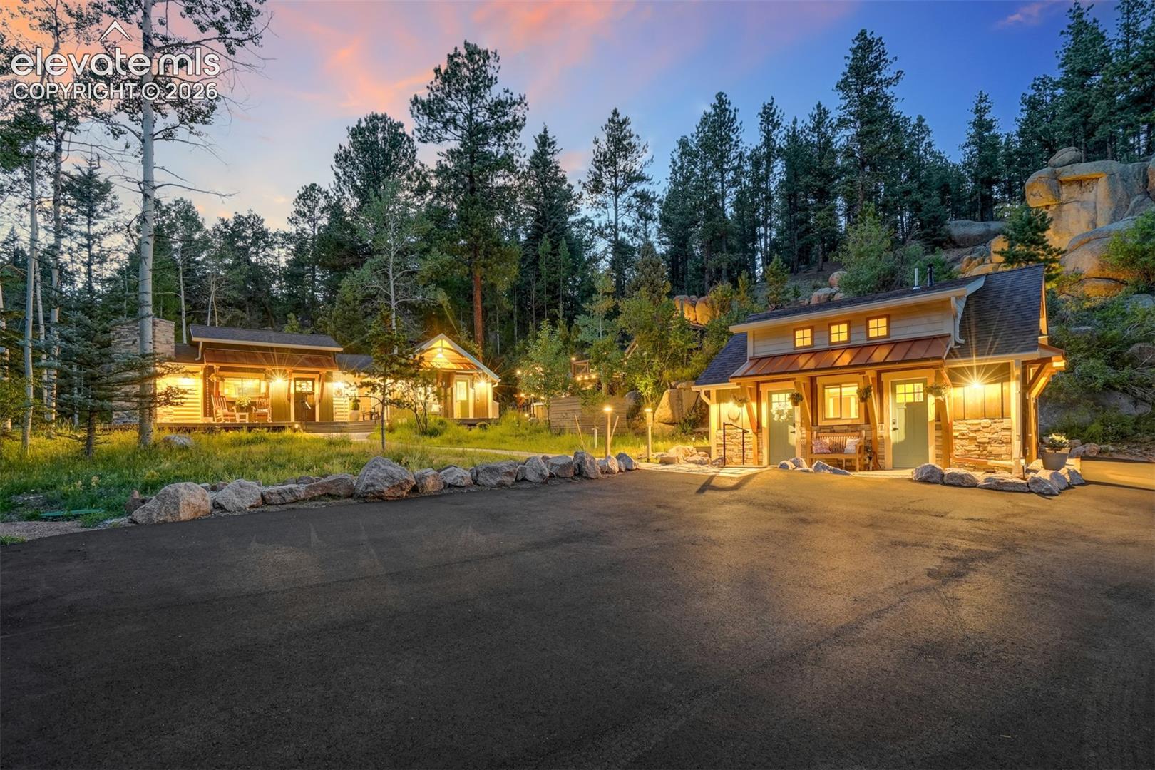 Featured Listings Featured Listings