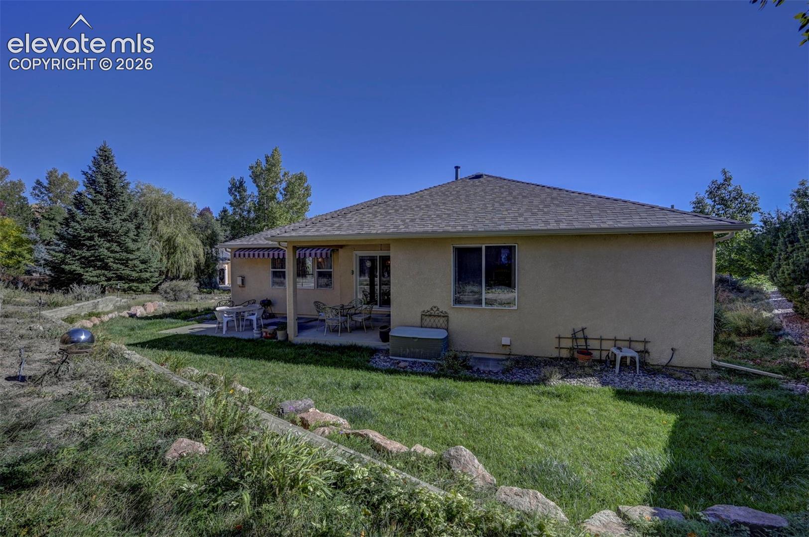 Back View of Yard