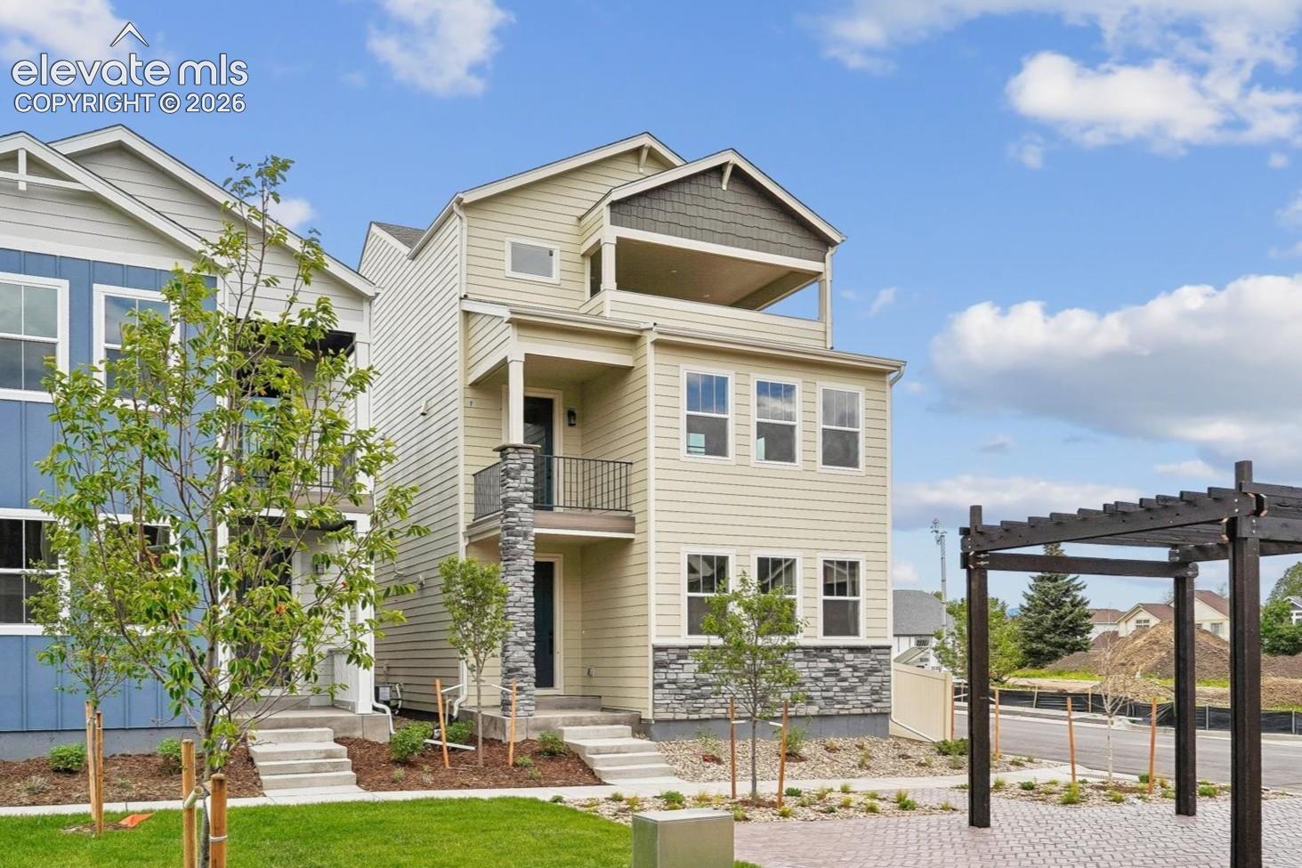 Featured Homes Featured Homes