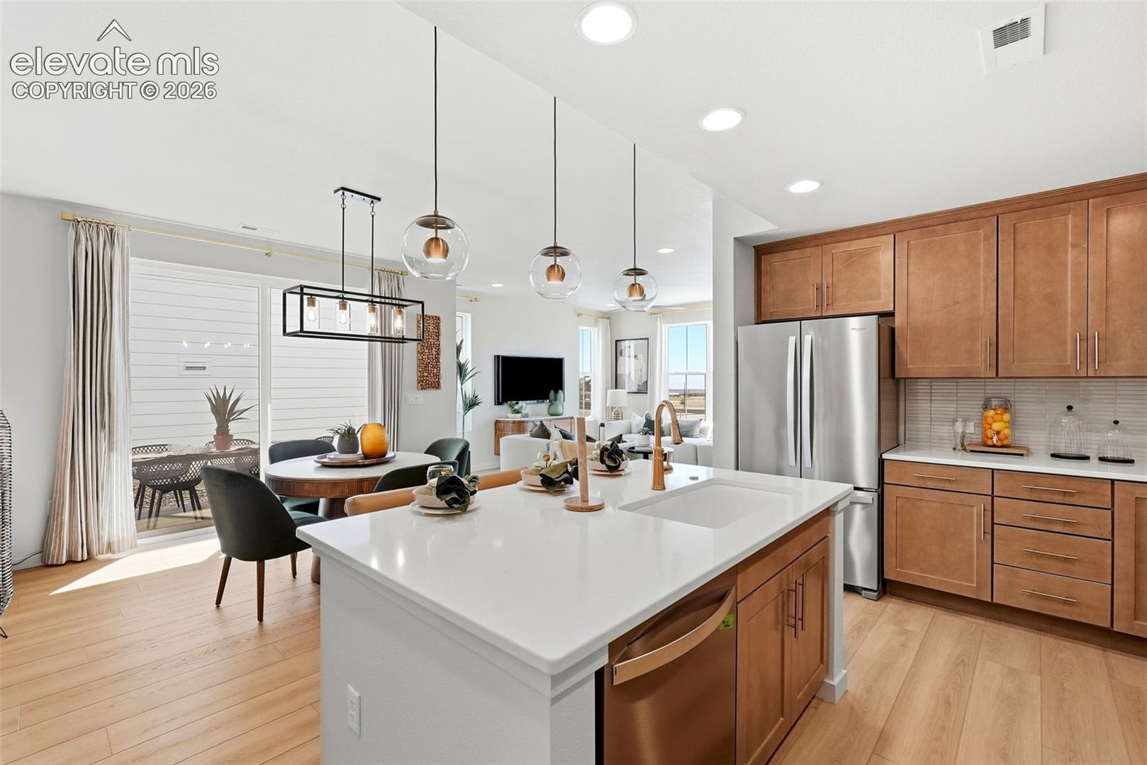 Photo 11 of 8711 Shorewood Drive, Colorado Springs